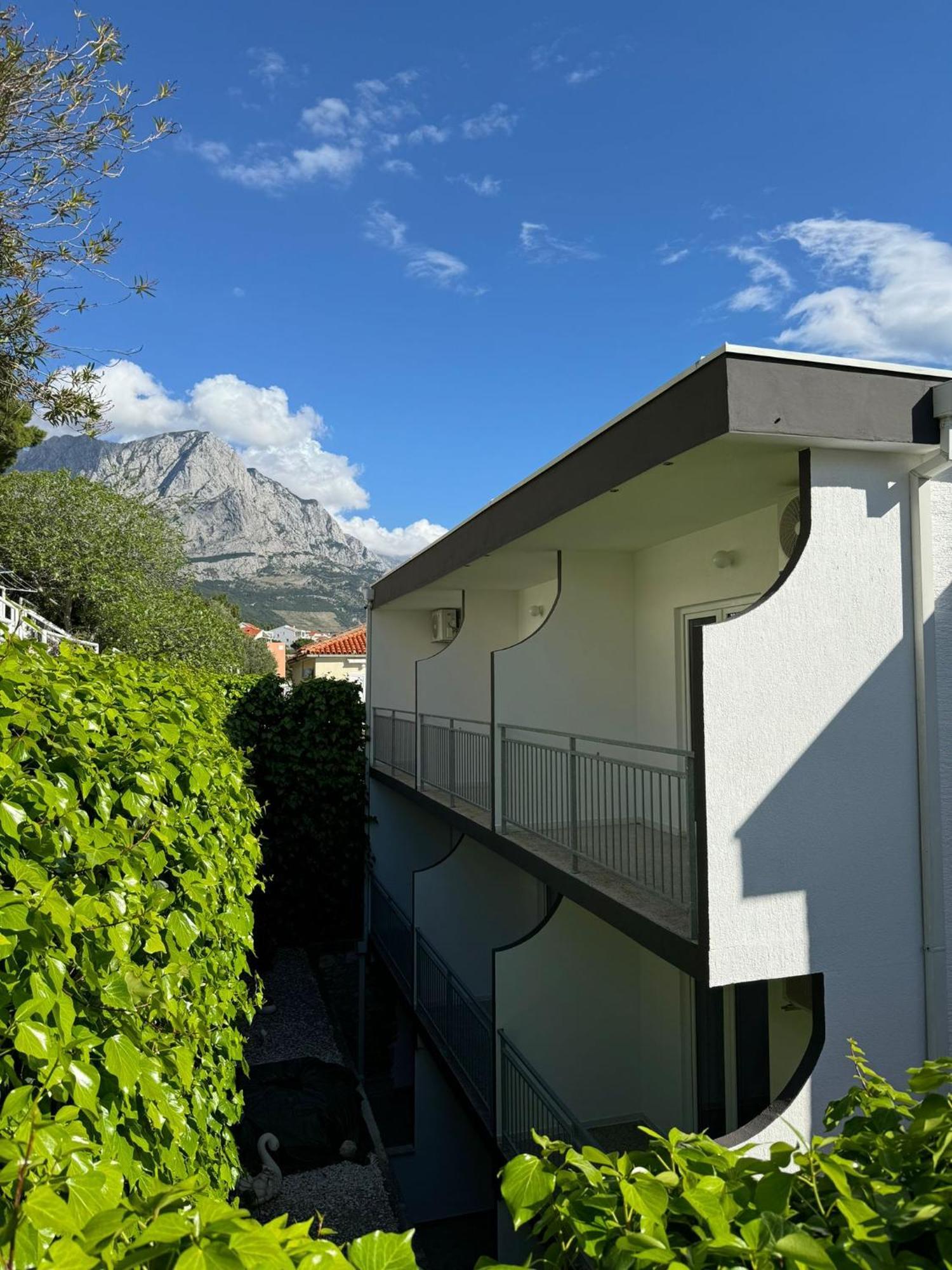 Villa Simovic Apartments Baška Voda Exterior foto