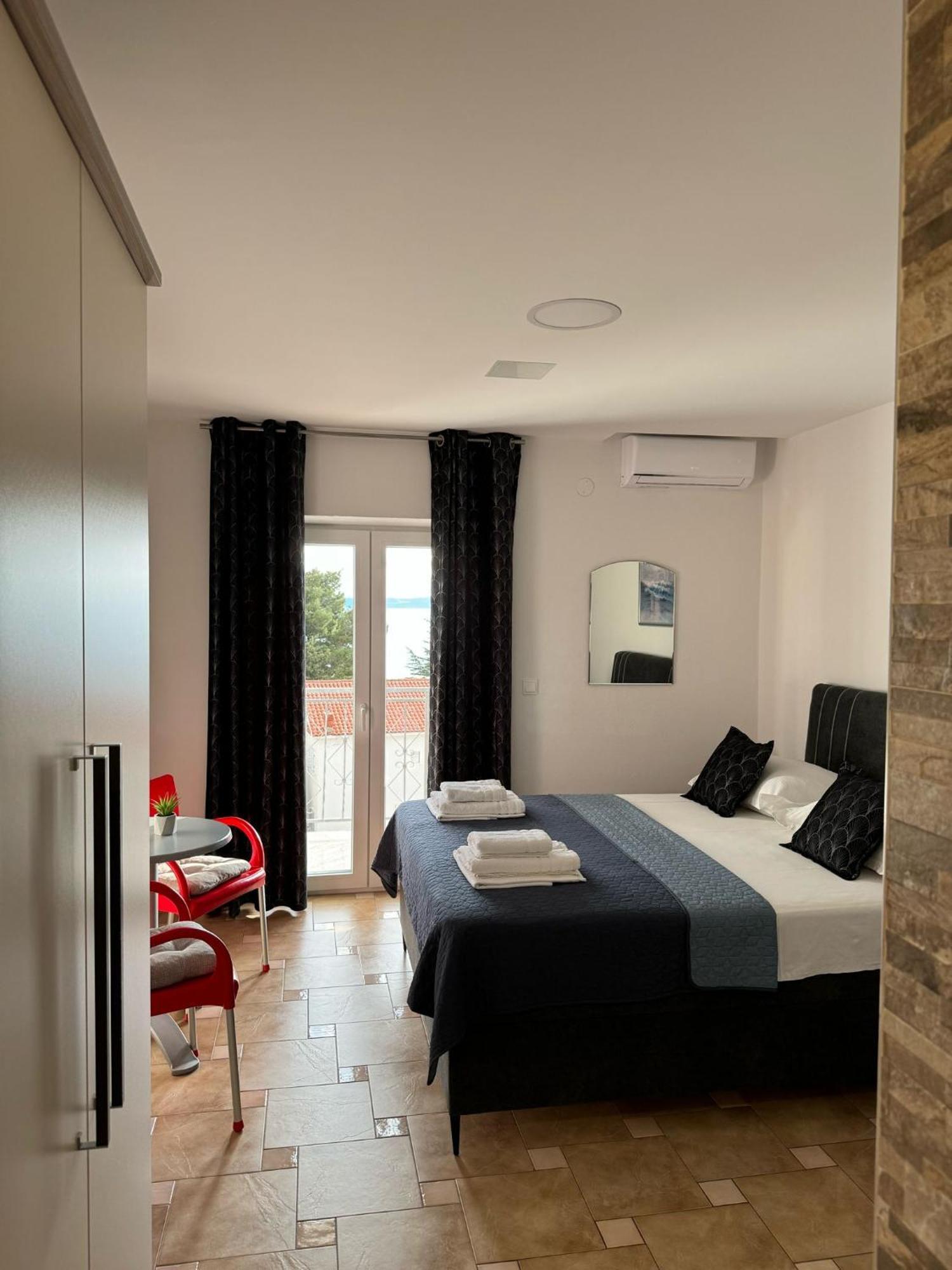 Villa Simovic Apartments Baška Voda Exterior foto