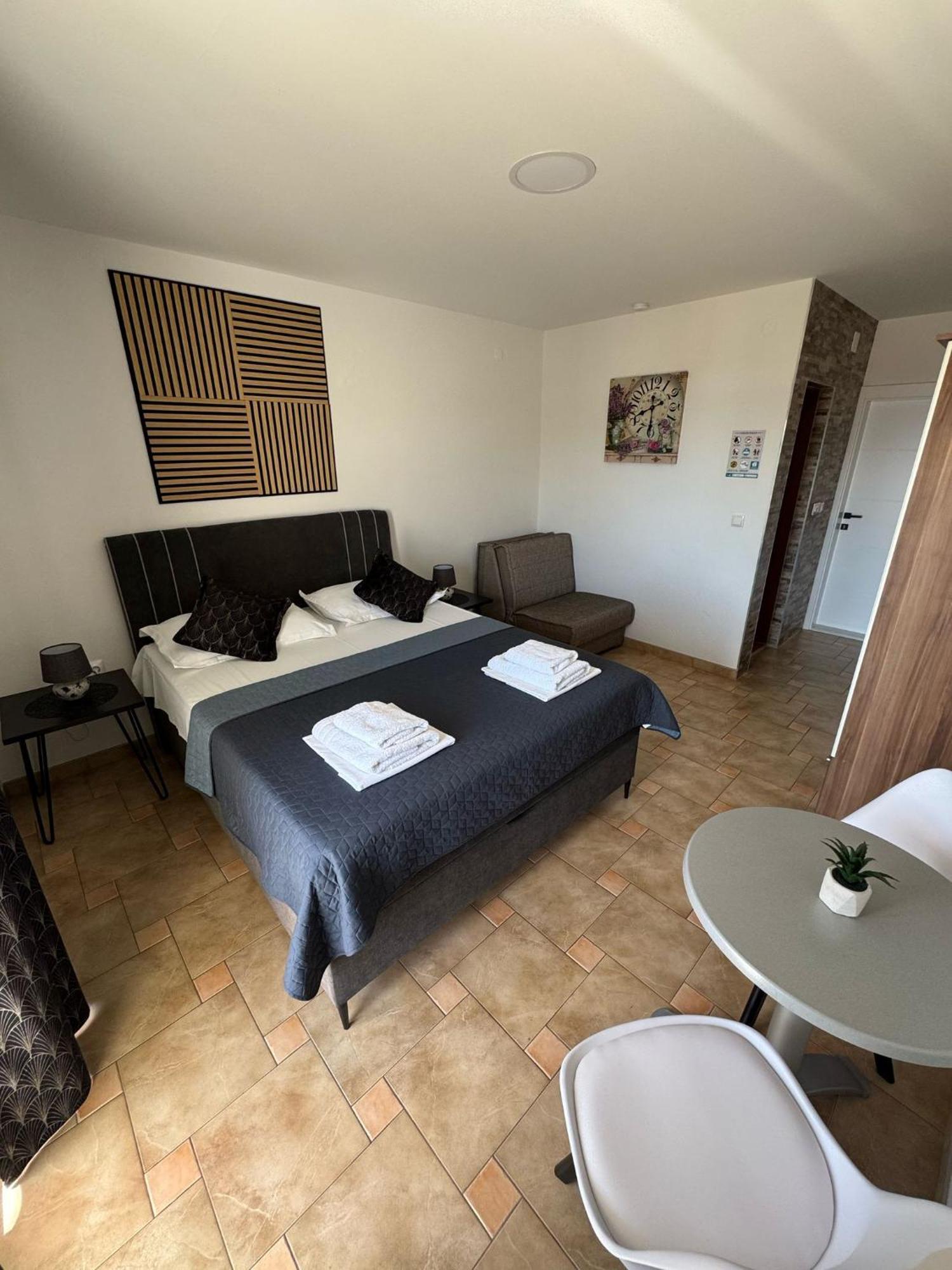 Villa Simovic Apartments Baška Voda Exterior foto